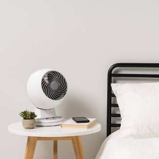 WOOZOO Compact Oscillating Air Circulator Fan with Remote White