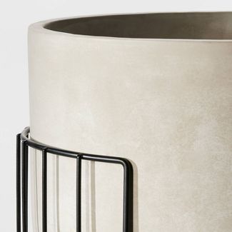 Outdoor Planter Pot with Metal Stand - Hilton Carter
