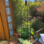 European Metal Plant Trellis Stand for Climbing Roses & Clematis
